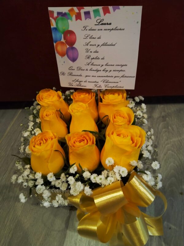 Caja por 9 rosas R03