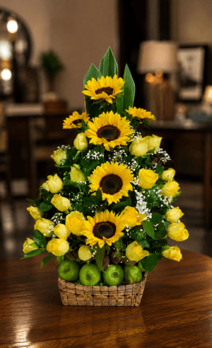 Girasoles rosas y fruta, manzanas y kiwi R138 - Floristería en Teusaquillo a domicilio Te Mando Flores