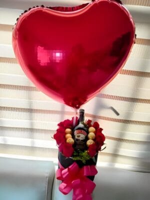 Cilindro de rosas. ferrero y baileys x375 ml R158