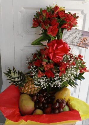 Astromelias frutales R50 - Flores y frutas a domicilio en Teusaquillo Te Mando Flores